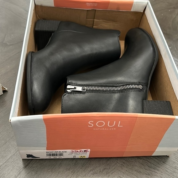 SOUL Naturalizer Richy Bootie - Picture 2 of 6